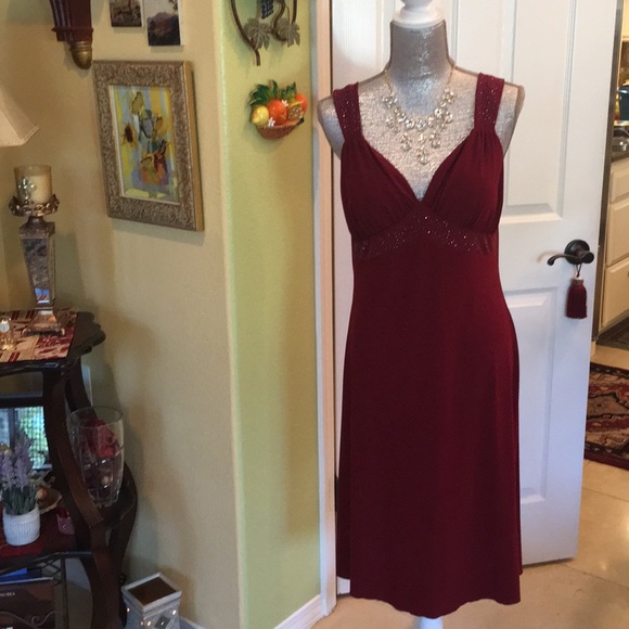 NEW RUBY Dresses & Skirts - BEATIFULL VINTAGE BURGUNDY DRESS